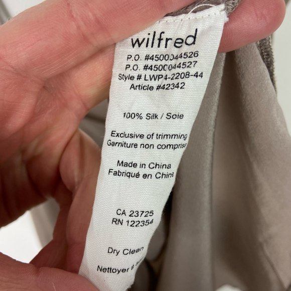 Aritzia Wilfred 100% Silk Camisole Tank Top Minou Tan Beige Size Large Basic - Picture 5 of 11